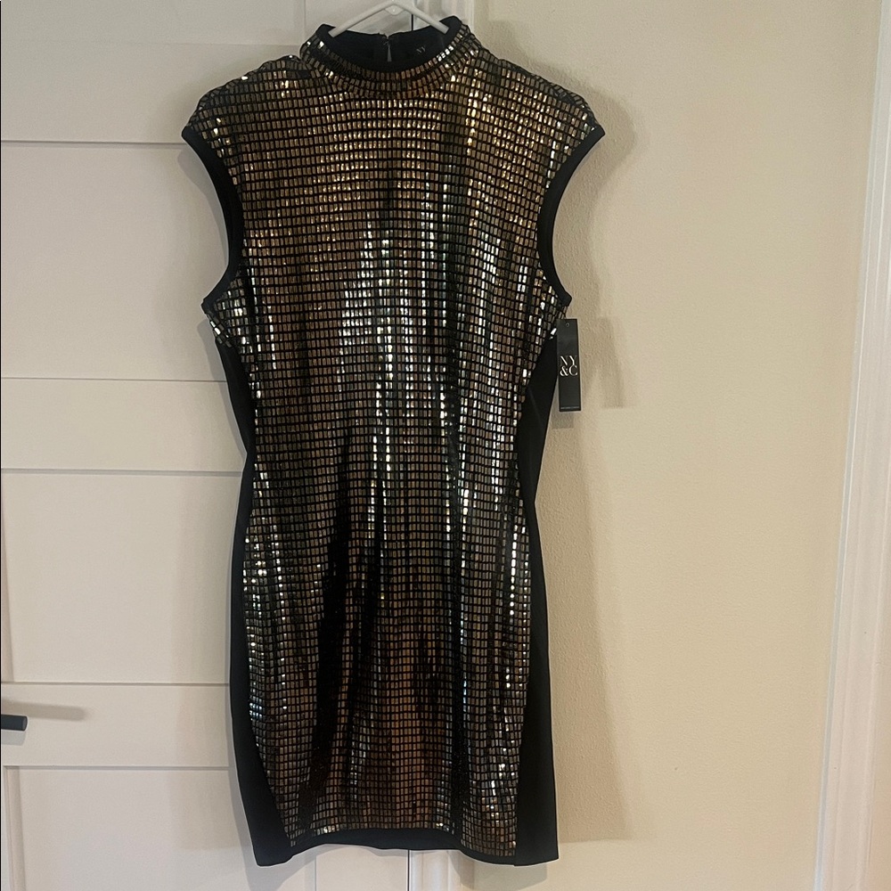 New York & Company Black and Gold Sequin Sleeveless Mini Dress Size Medium NWT